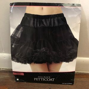 Black Petticoat - one size